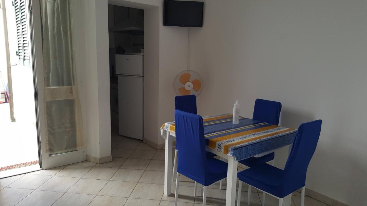 Apartamento Il Gabbiano Viareggio Exterior foto