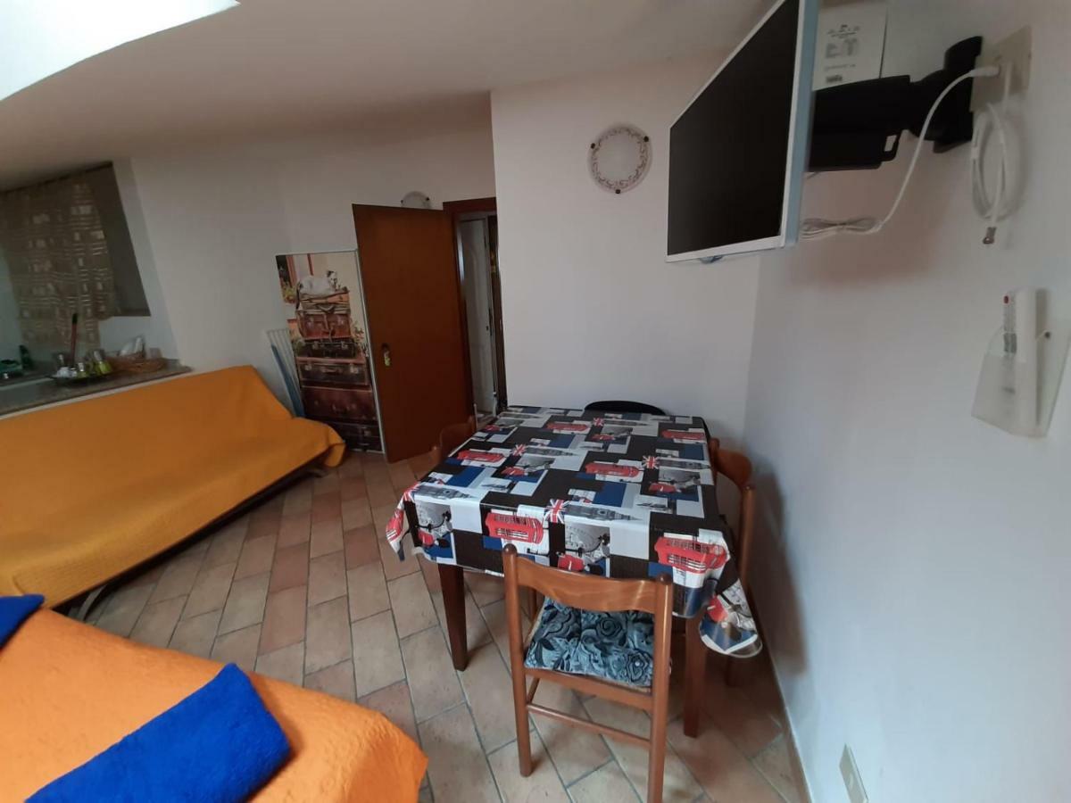 Apartamento Il Gabbiano Viareggio Exterior foto
